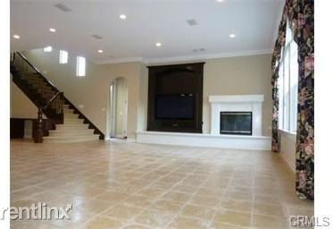 22 Peppertree - Photo 3 of 14