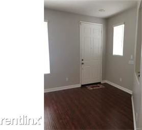 1605 Rivendel Dr - Photo 2 of 46