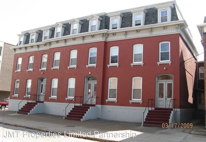 201 West 8th Street - Photo 3 of 29