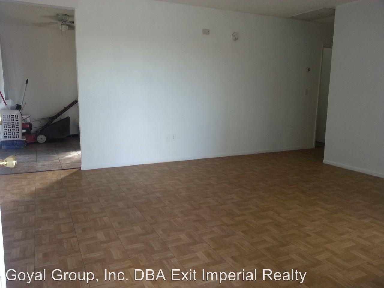 223 E Delta St - Photo 3 of 11