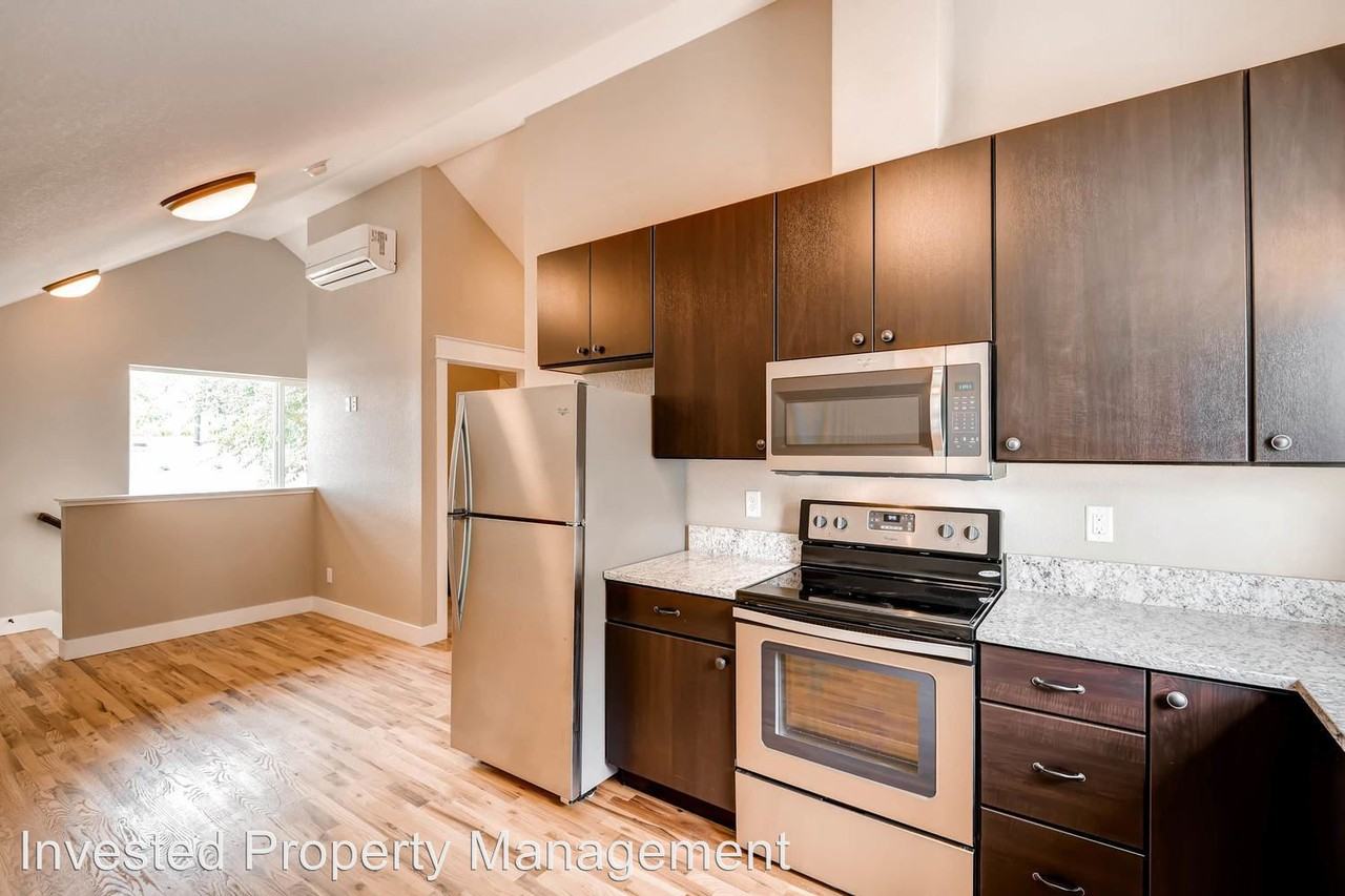 2822 Josephine St - Photo 3 of 11