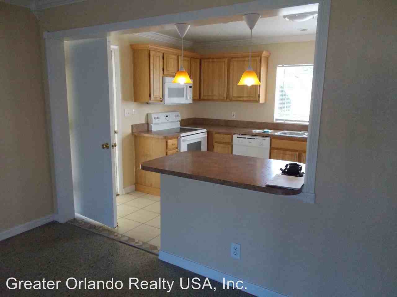 8440 Oak Bluff Dr - Photo 2 of 8