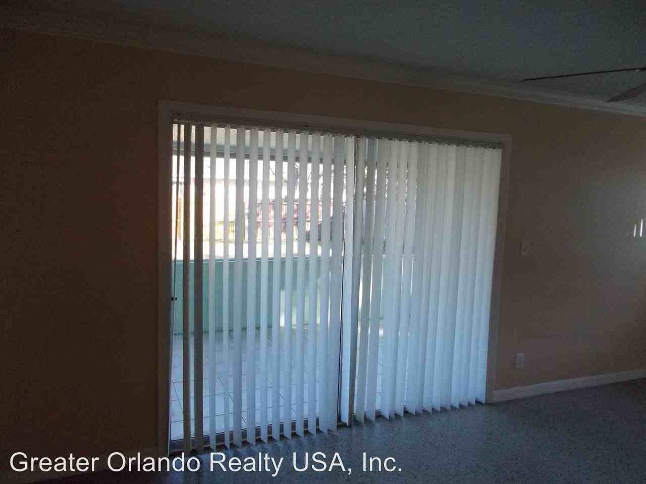 8440 Oak Bluff Dr - Photo 3 of 8