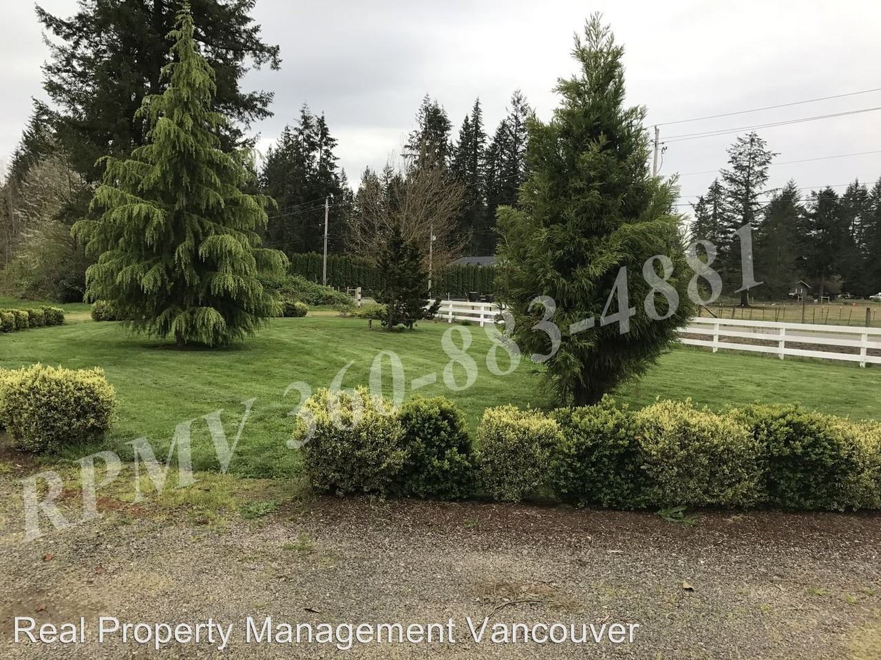 11615 NE 212th Ave - Photo 2 of 8