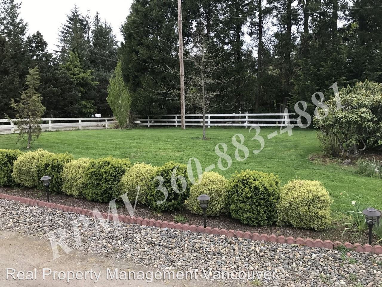 11615 NE 212th Ave - Photo 3 of 8