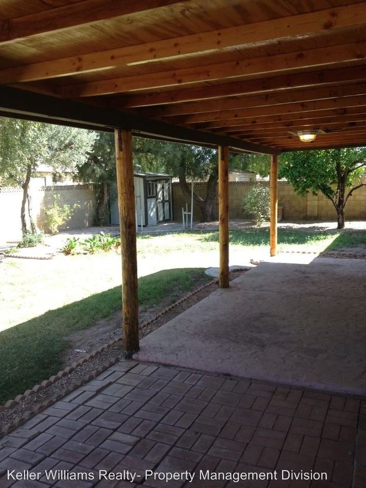 2140 E Cornell Dr - Photo 2 of 4