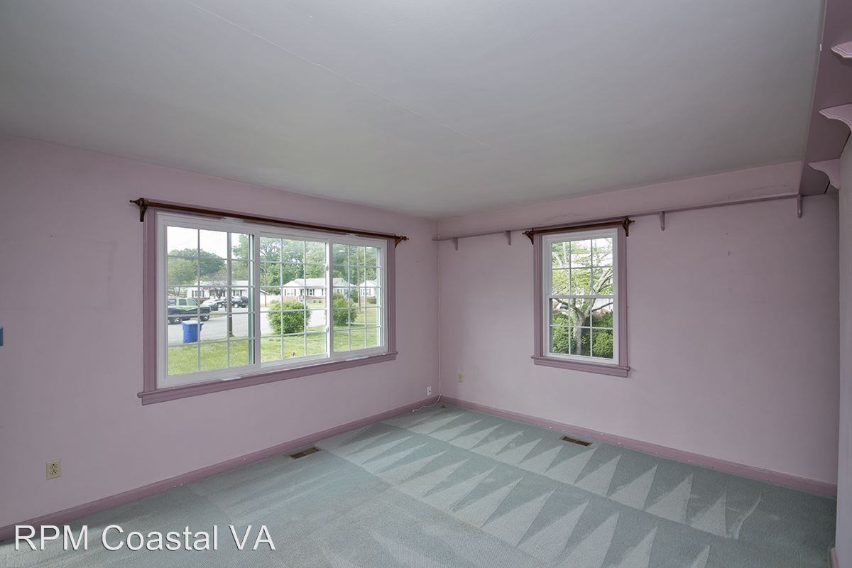 14 Hudson Cir - Photo 3 of 17