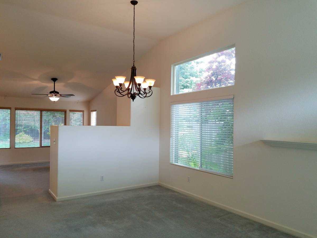 661 Fisher Cir - Photo 2 of 19