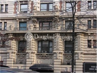 2350 Broadway