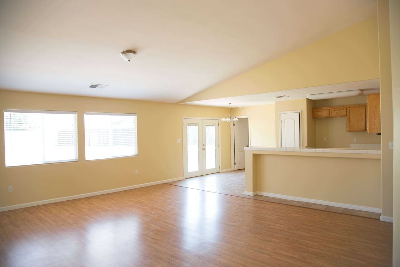 8306 Olive Grove Ct - Photo 2 of 15