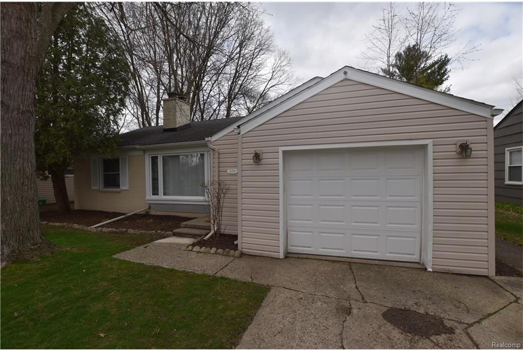 15708 Birwood Ave - Photo 2 of 23