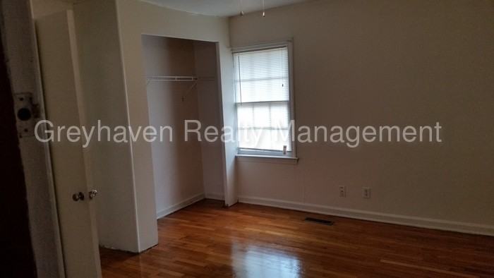 4914 Sarasota Dr - Photo 3 of 3