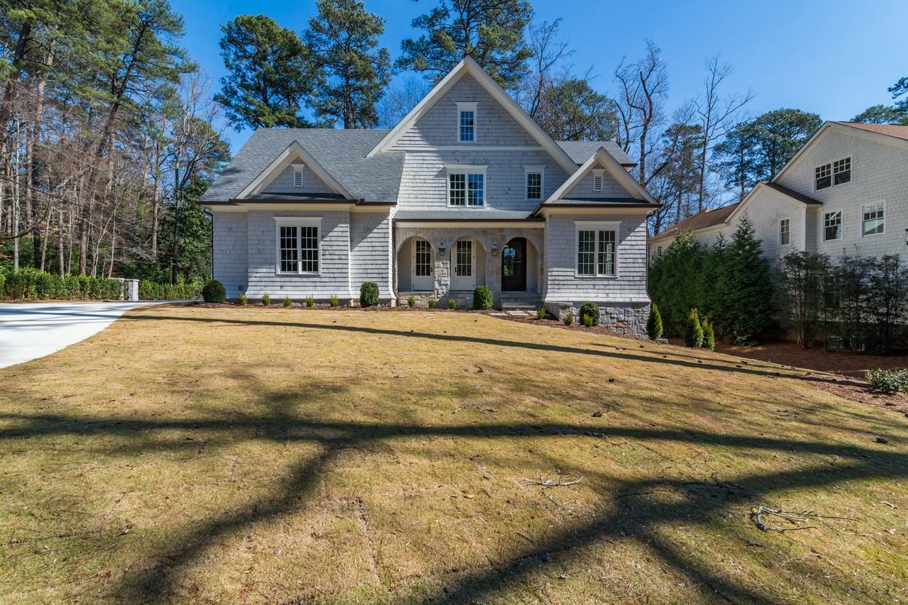 650 Peachtree Battle Ave NW - Photo 3 of 37