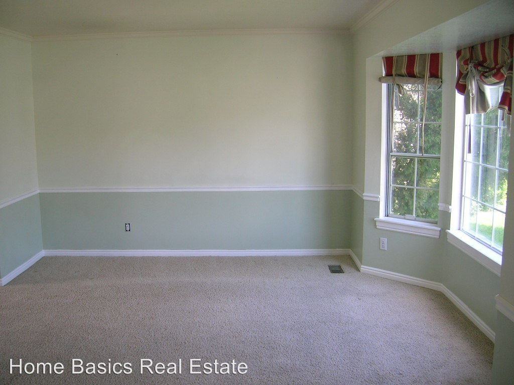 599 N 2430 W - Photo 3 of 14