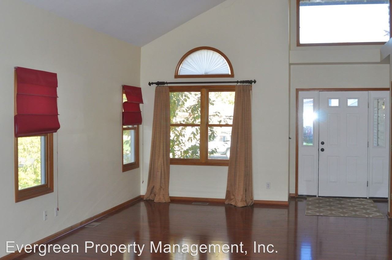 4519 Seaboard Ln - Photo 3 of 27