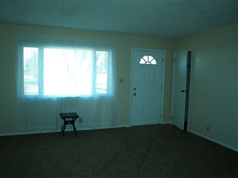 3900 Viking Dr - Photo 2 of 13