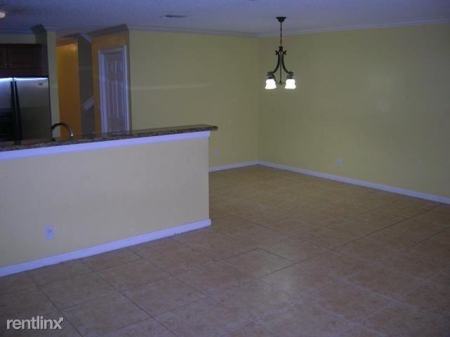6264 Adriatic Way - Photo 3 of 25