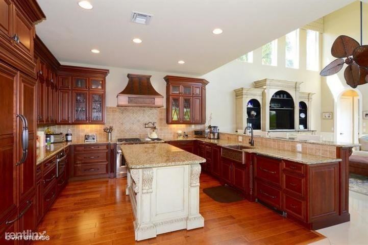 403 Savoie Dr - Photo 3 of 25