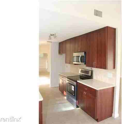 10176 Sunset Bend Dr - Photo 3 of 16