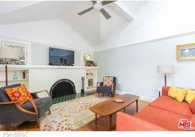 652 Woodlawn Ave - Photo 2 of 14