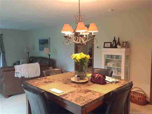 202 Summer Hill Dr #202 - Photo 3 of 8