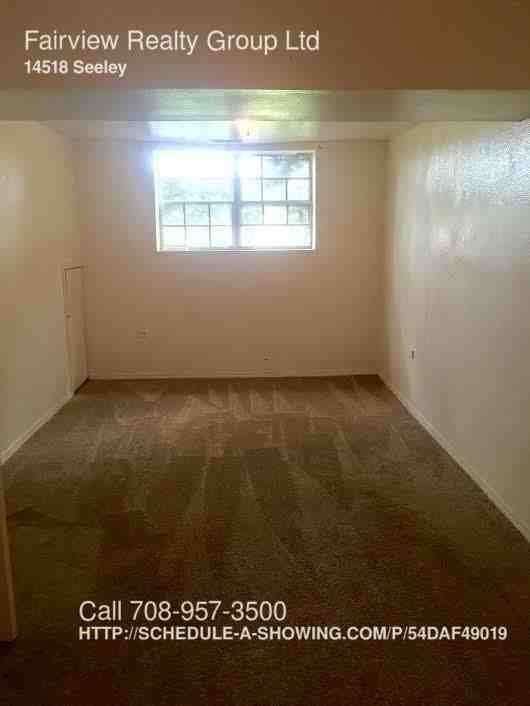 14518 Seeley Ave - Photo 3 of 9