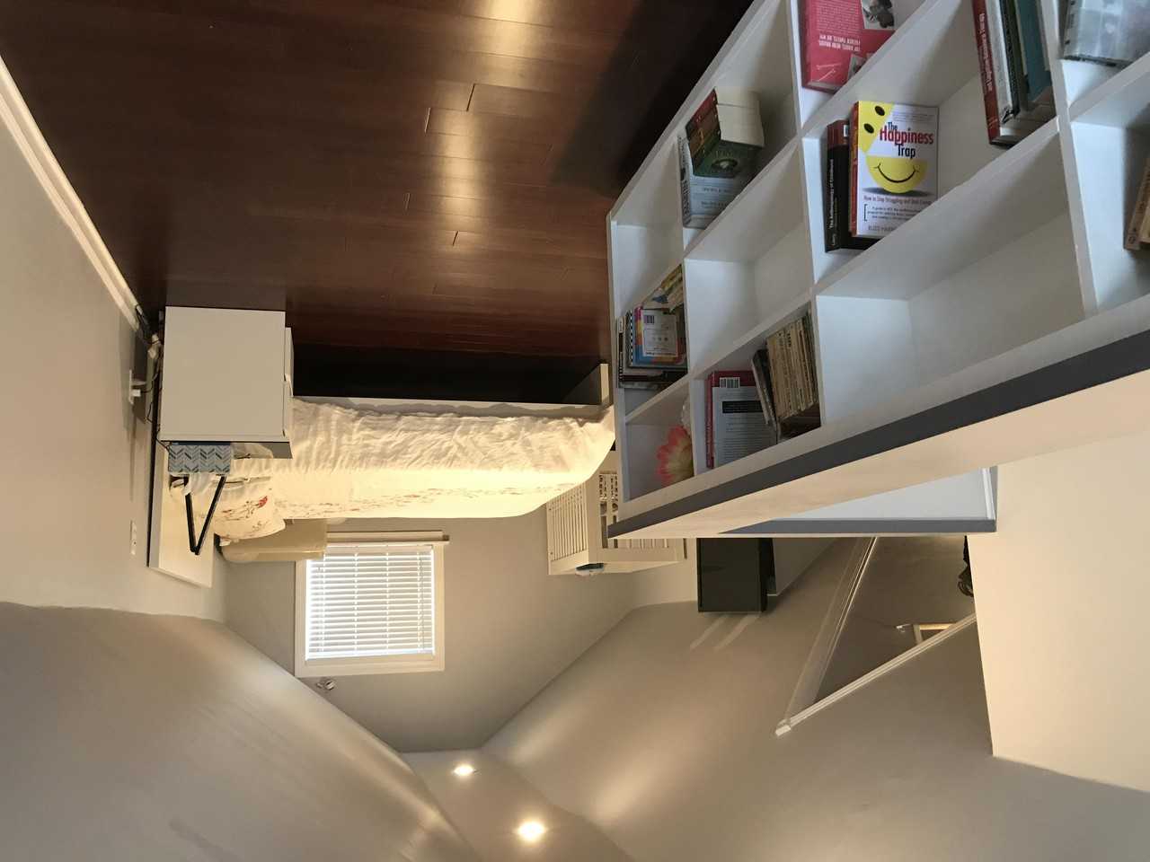 2443 Sherry Rd - Photo 2 of 31