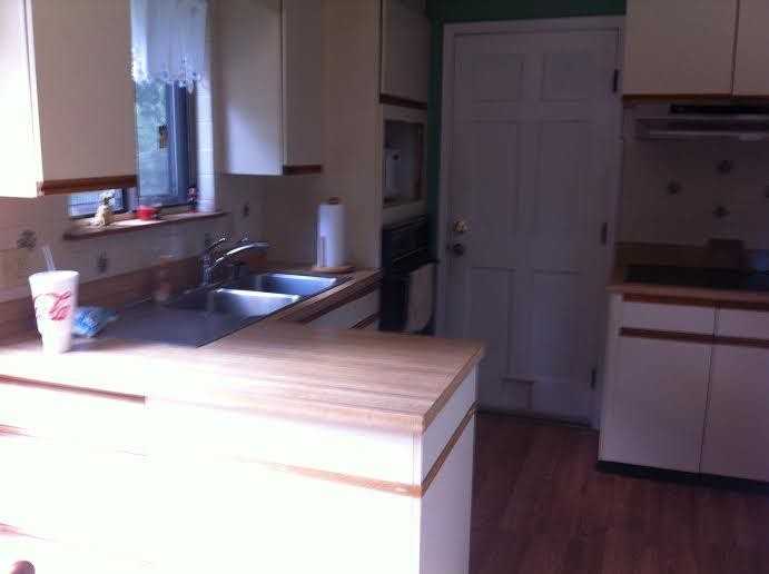 4704 Warner Dr - Photo 2 of 9