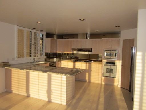 3281 Ocean Dr - Photo 2 of 20