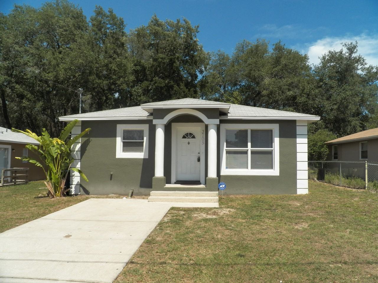 3705 N 58th St - Photo 2 of 13