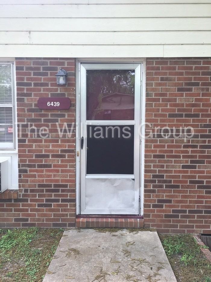 6439 Starbrook Dr - Photo 2 of 17