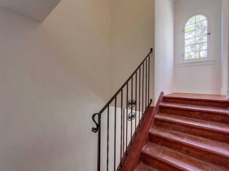 1512 Westerly Terrace - Photo 3 of 40