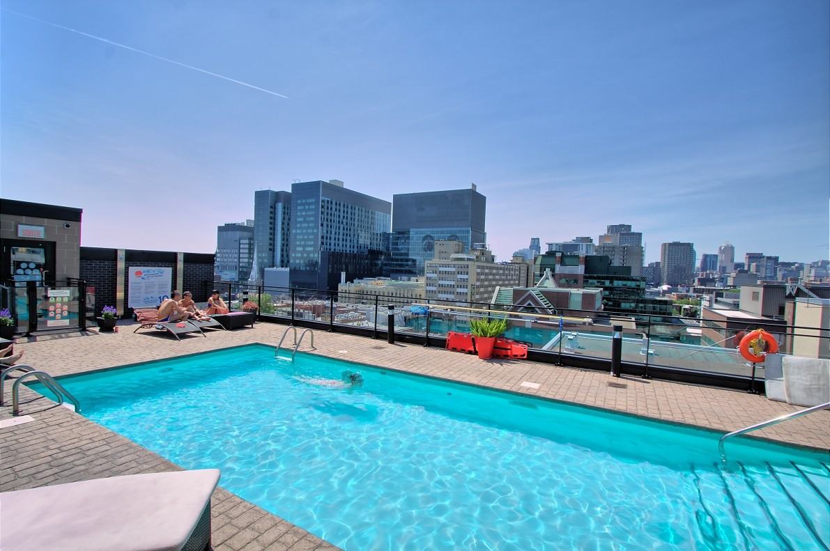 555 Boulevard RenéLévesque Est, Montréal, QC H2L 1 Bedroom Condo for