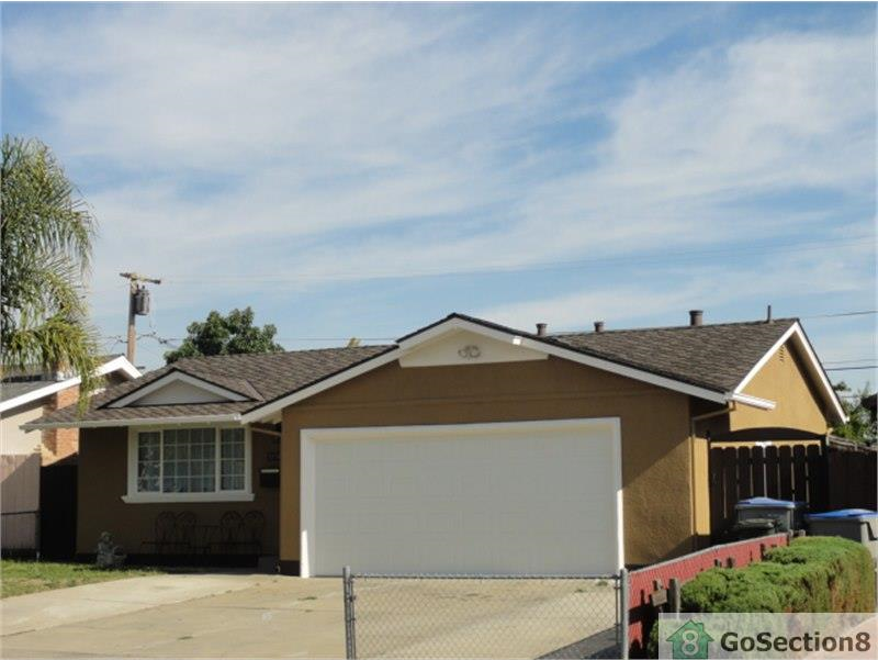 3194 Percivale Dr - Photo 2 of 15