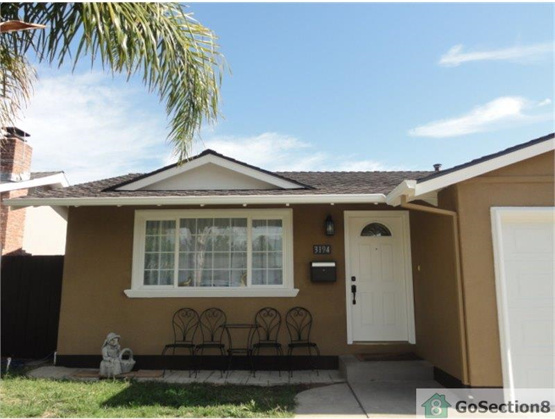 3194 Percivale Dr - Photo 3 of 15