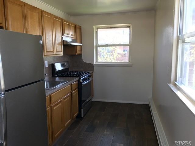 142 Flower Rd - Photo 2 of 7