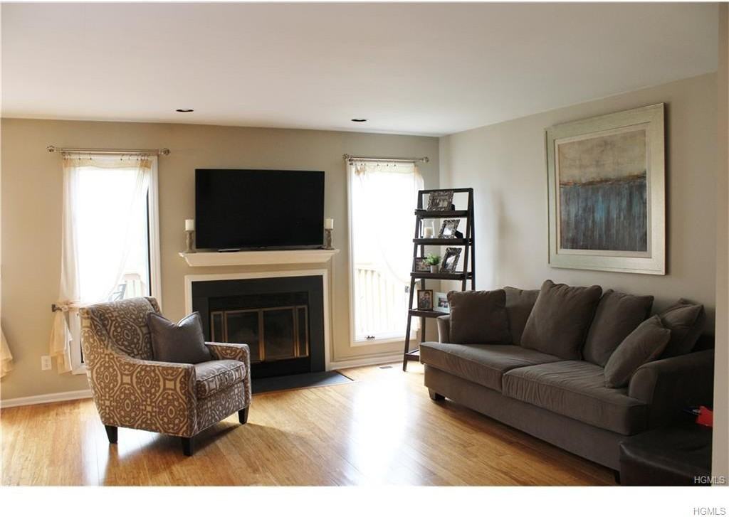 142 Ridgeview Ln - Photo 3 of 12