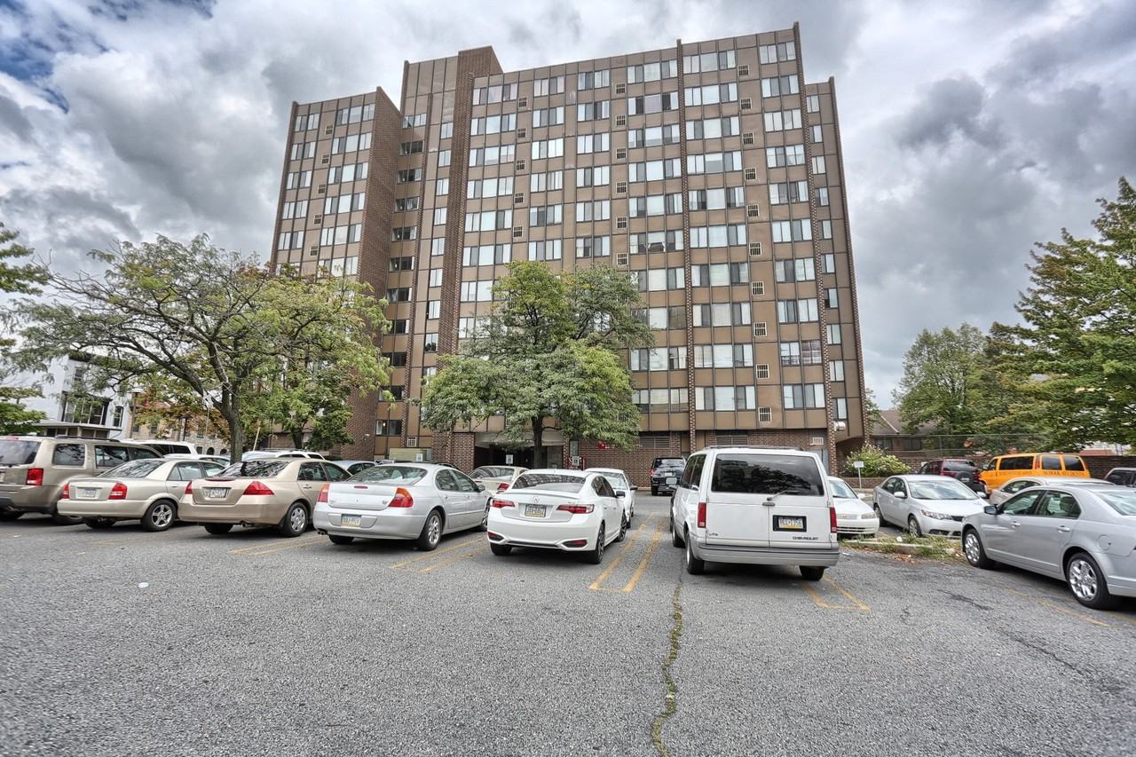 Berkshire Towers Apartments for Rent 777 Court St, Reading, PA 19601