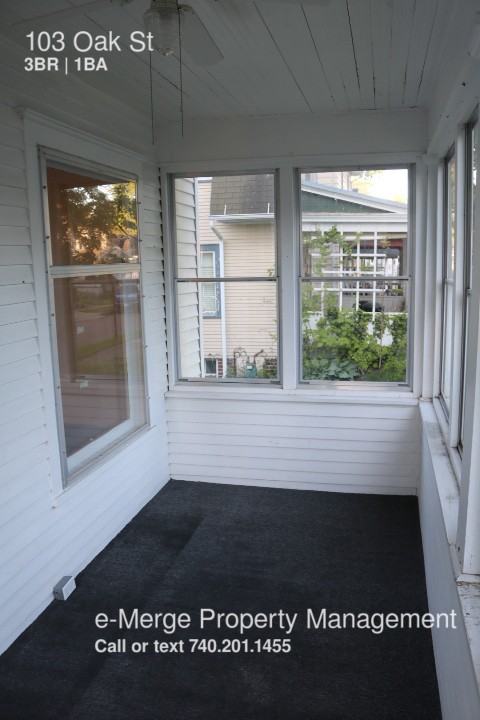 103 Oak St - Photo 3 of 21