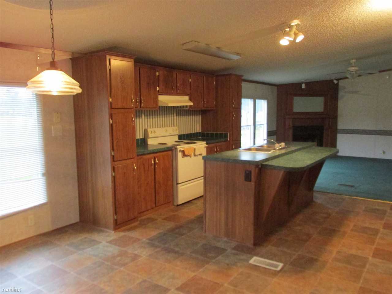 1080 Fallaw Rd - Photo 2 of 10