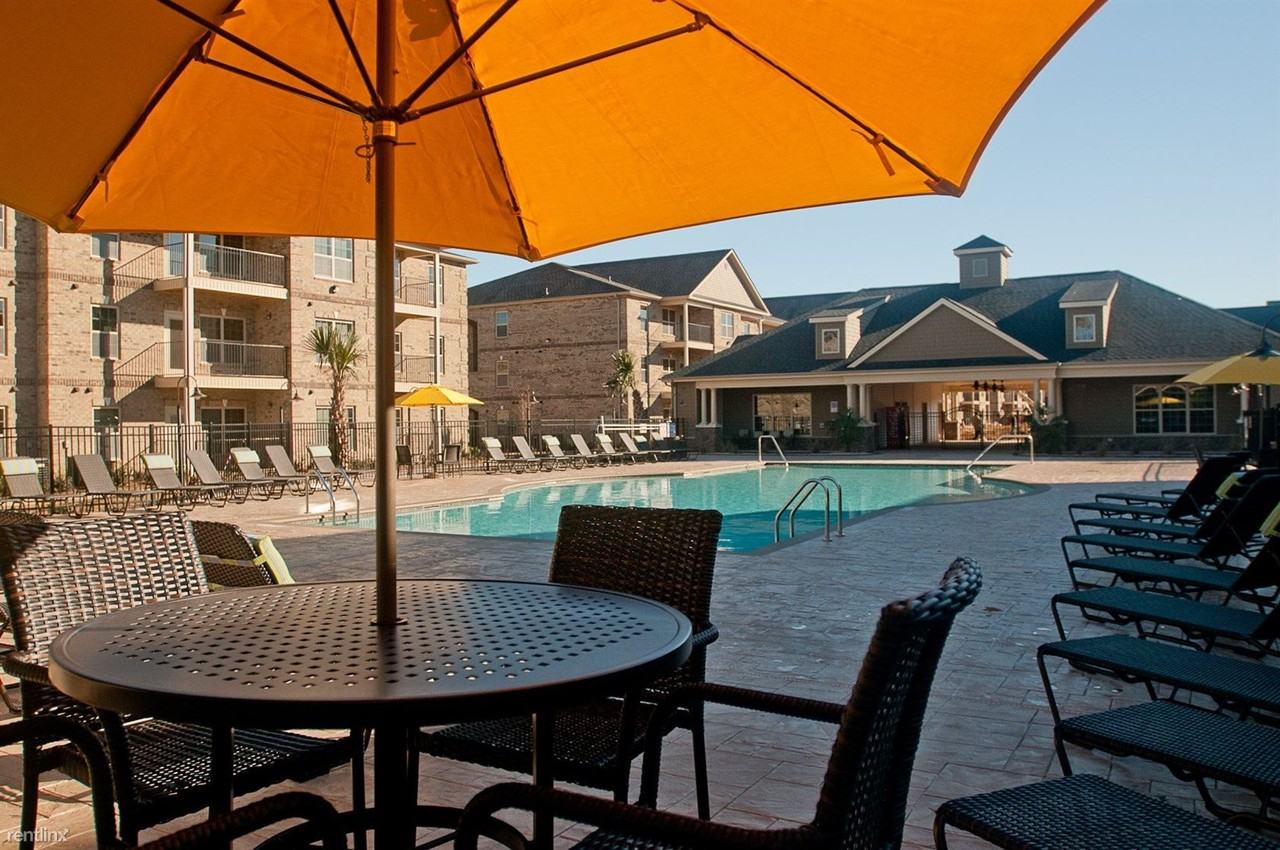 Stone Gables - Photo 2 of 24