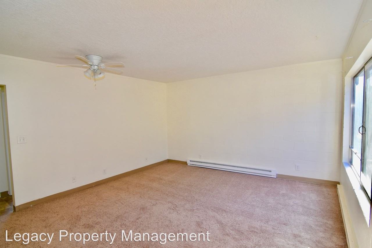 177 SE 5th Ave - Photo 3 of 20
