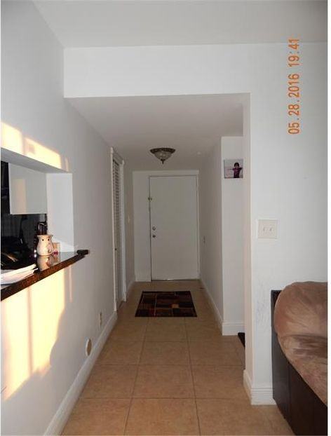 5612 Rock Island Rd - Photo 3 of 8