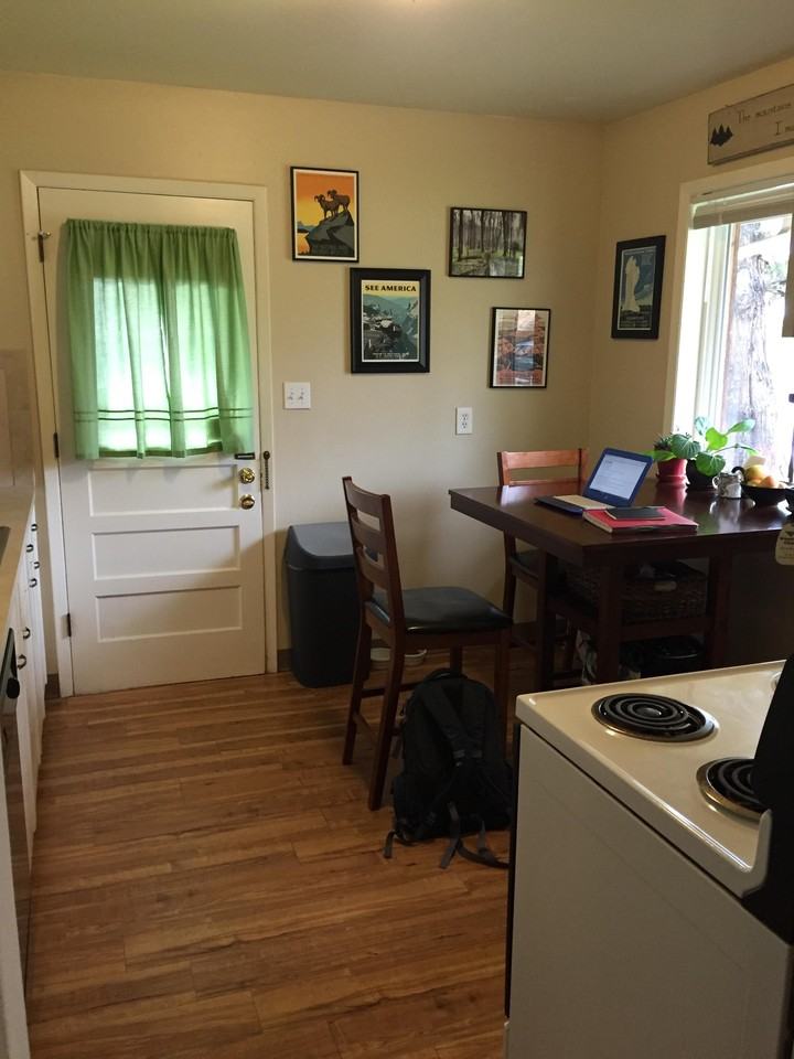 1106 McHugh St - Photo 2 of 11