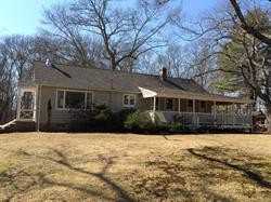 90 Pleasant St - Photo 2 of 12