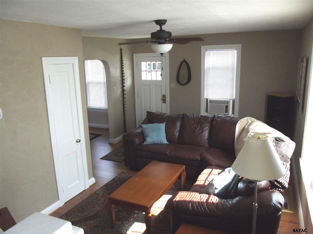 237 Rockdale Ave - Photo 3 of 18