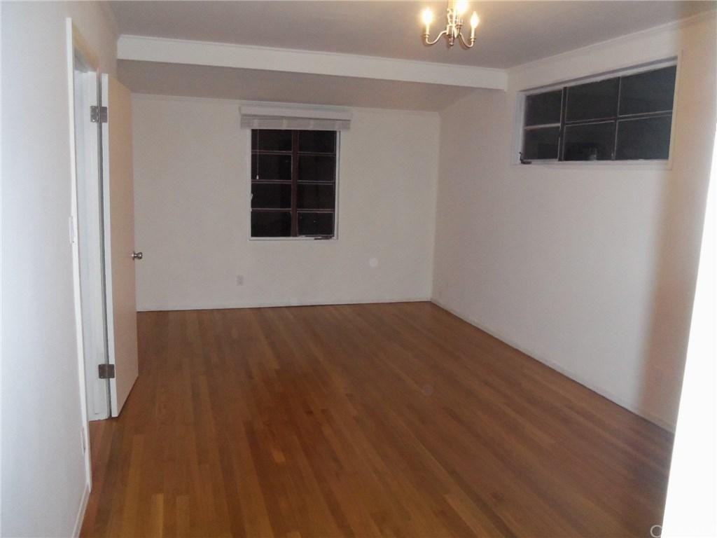 3060 N Verdugo Rd - Photo 3 of 10