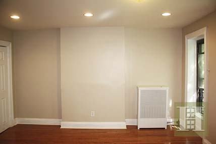 225 Wyckoff St - Photo 3 of 6