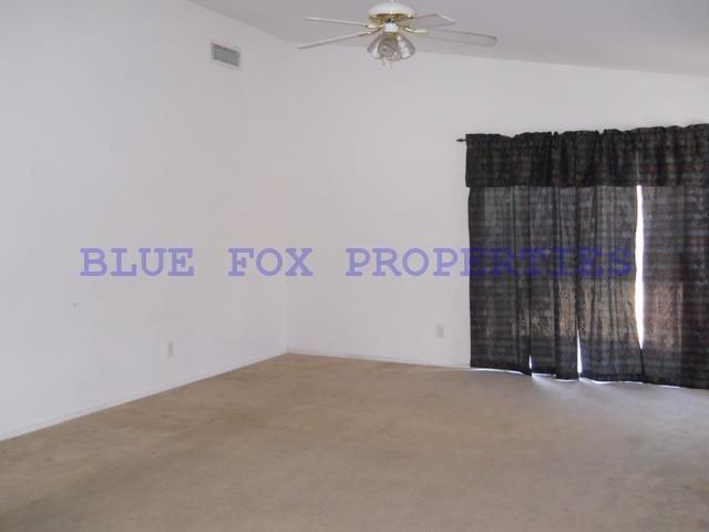 7560 S Cordelia Ave - Photo 3 of 8