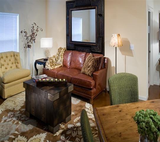 Ross Ave #B1 - Photo 2 of 6